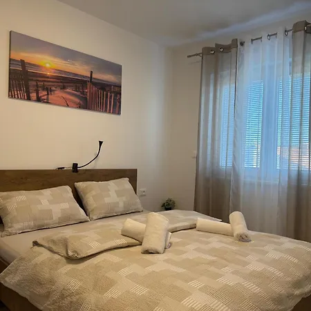 Apartman Panda Lejlighed