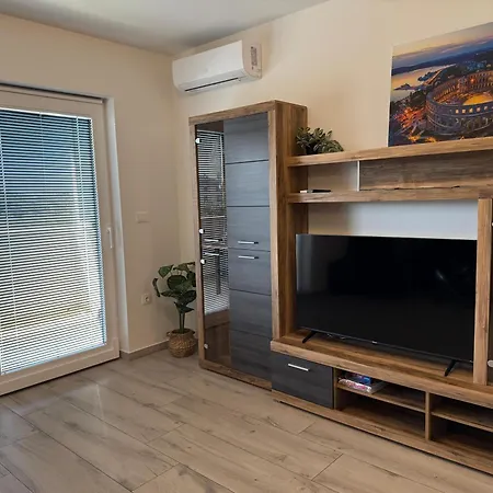 Panda - Free Parking